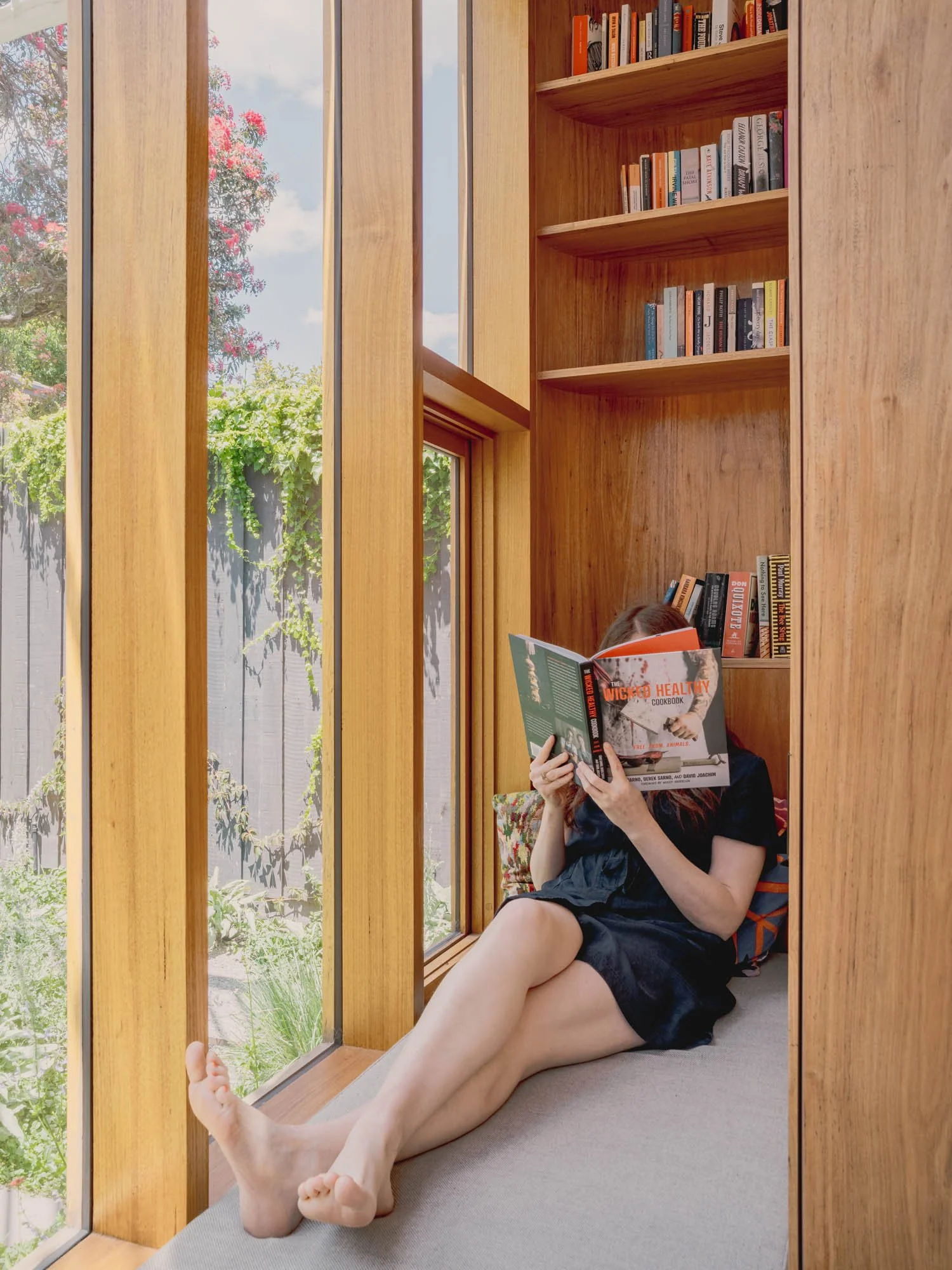 VV-AMA-ERINDALE-20-L.jpg